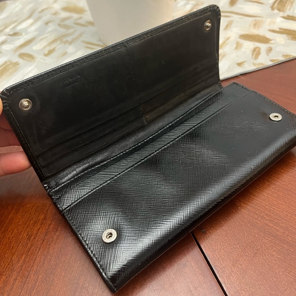 ‼️SOLD‼️PRADA Long Wallet Black Saffiano Leather studded Limited Edition - Picture 4 of 15